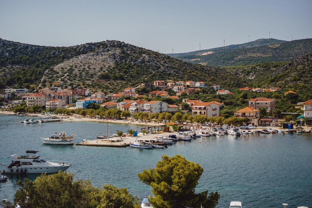 Seaside Apartments Seget Vranjica Kültér fotó